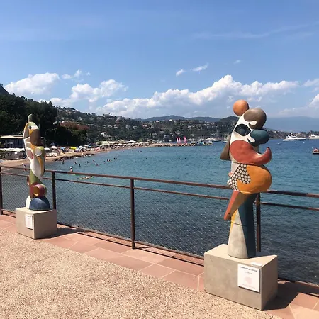 Bel En Avec 3 Piscines